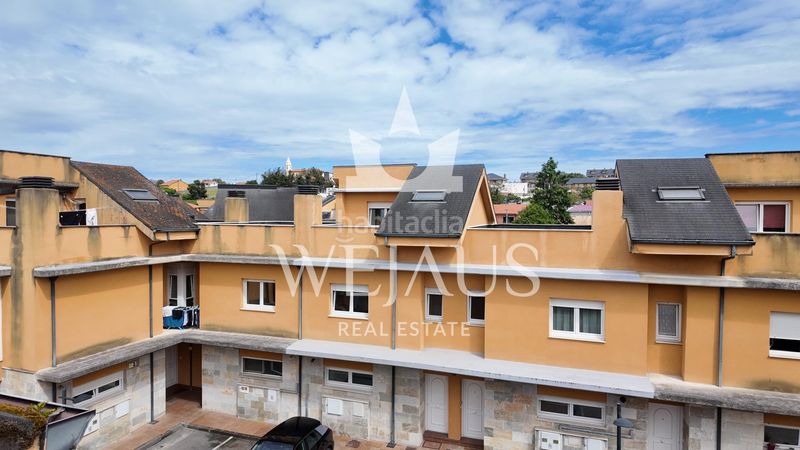 Foto e01f2793-33b0-4fec-ad8d-ce0f400c996f. Casa adossada amb calefacció aparcament a Cudón Miengo