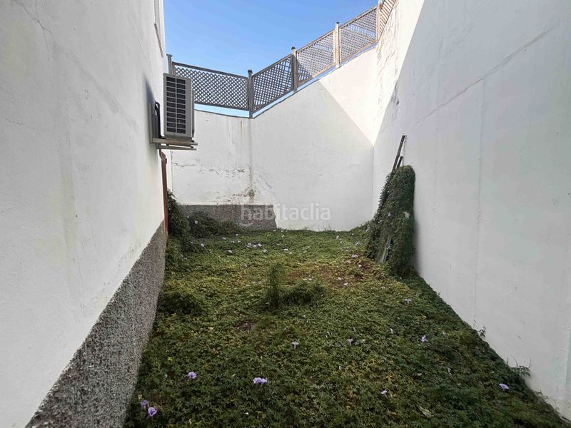 Foto c4b596c5-c62e-485e-81fd-6ab2e93dc2f5. Local comercial a Benalup