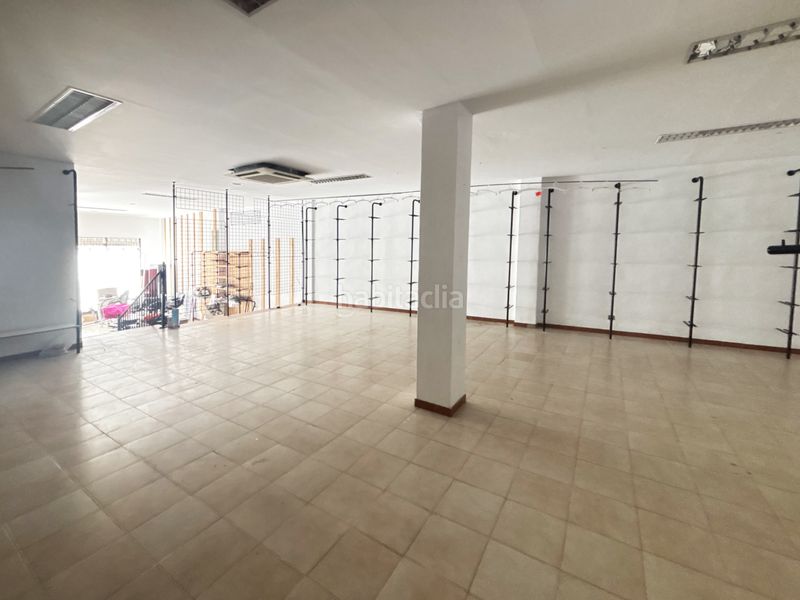 Foto e707b8a9-b0f6-40e4-bb4e-c9942f9add69. Local comercial a Benalup