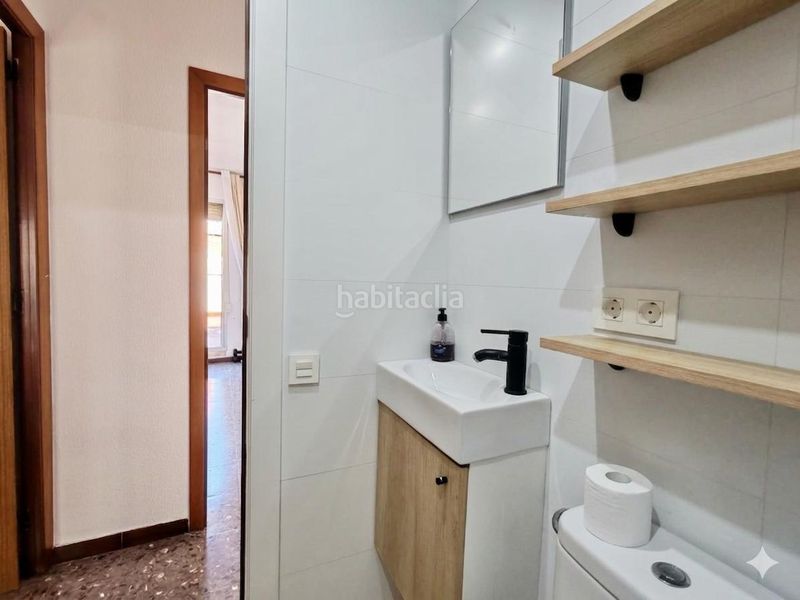 Foto 04f9bc83-ead7-45fd-9ceb-100769e1f56f. Àtic a Roquetes Barcelona