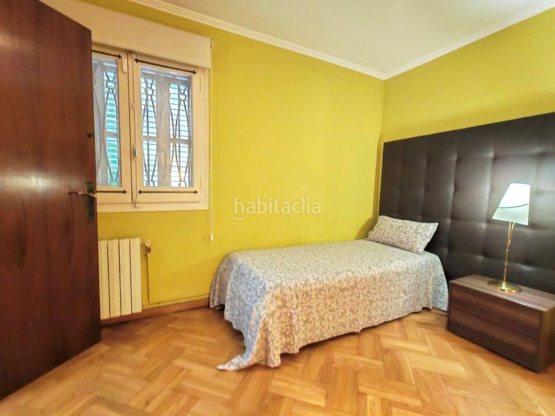 Foto 1660219b-0542-4df0-98aa-4390e5a06f6f. Planta baixa a La Font d´en Fargues Barcelona