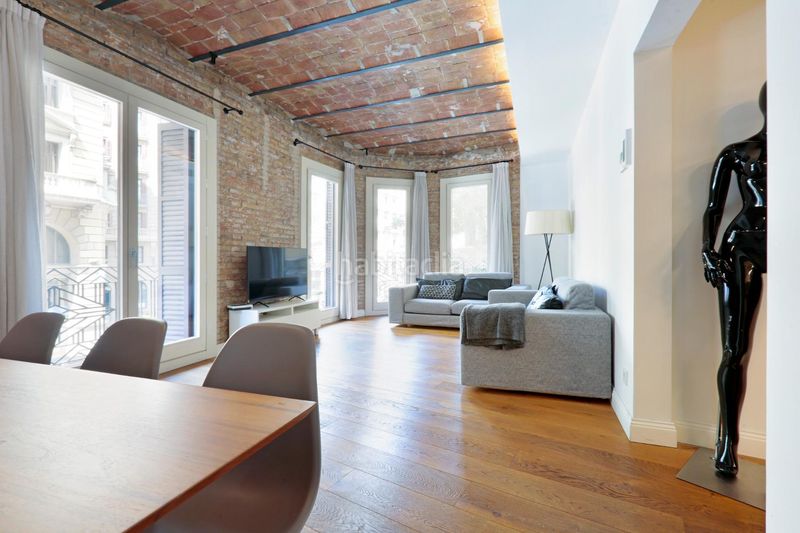 Foto ce129fe8-a663-4137-bb05-2e4f9c5375dd. Apartament a St. Pere - Sta. Caterina - El Born Barcelona