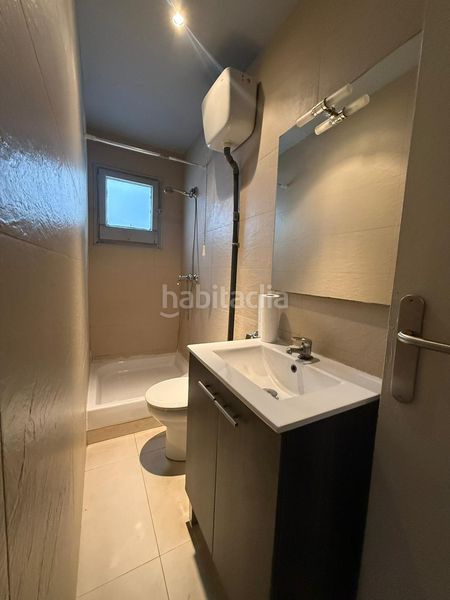 Foto afb8b539-efc7-4400-af13-56afbc1885f7. Pis a La Teixonera Barcelona