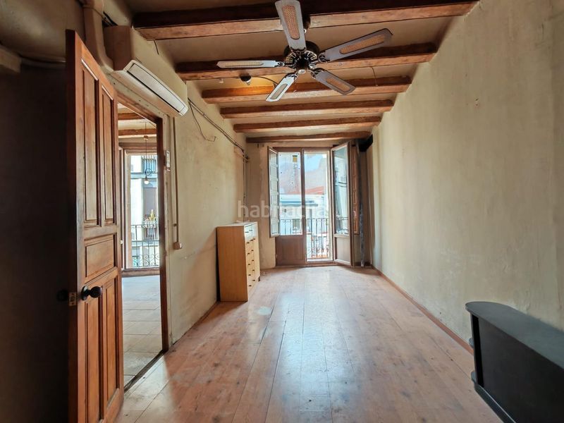 Foto c3bd35c2-6ed0-4103-9751-90f02b3e86a4. Apartament amb aparcament a Raval Barcelona