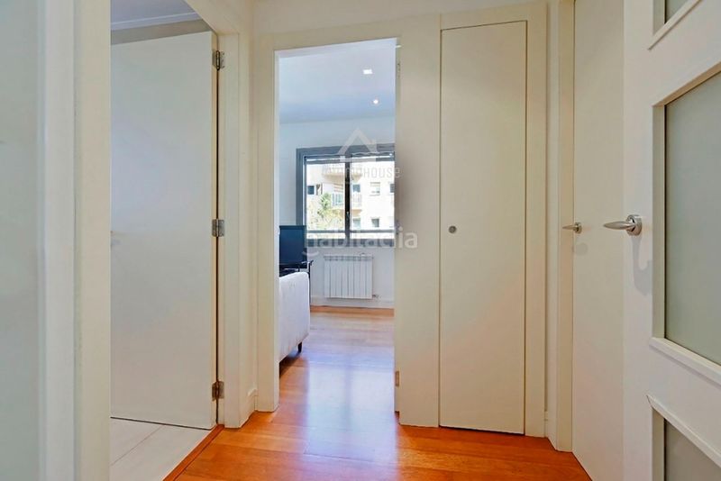 Foto cc32276f-ffb5-4498-8732-04cf2119a38b. Apartament a Pedralbes Barcelona