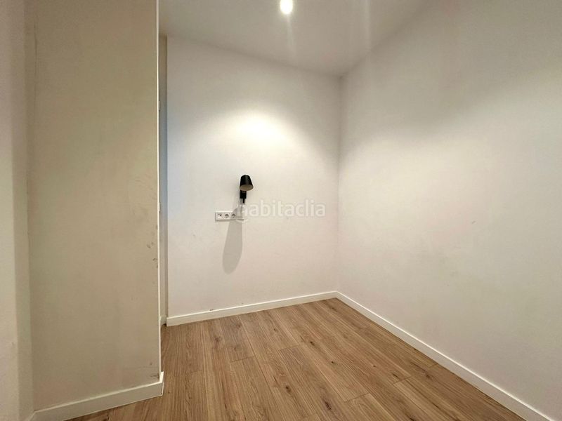 Foto 6baf4ec2-c8e3-41a9-ac90-543255594602. Apartament a Sagrada Família Barcelona