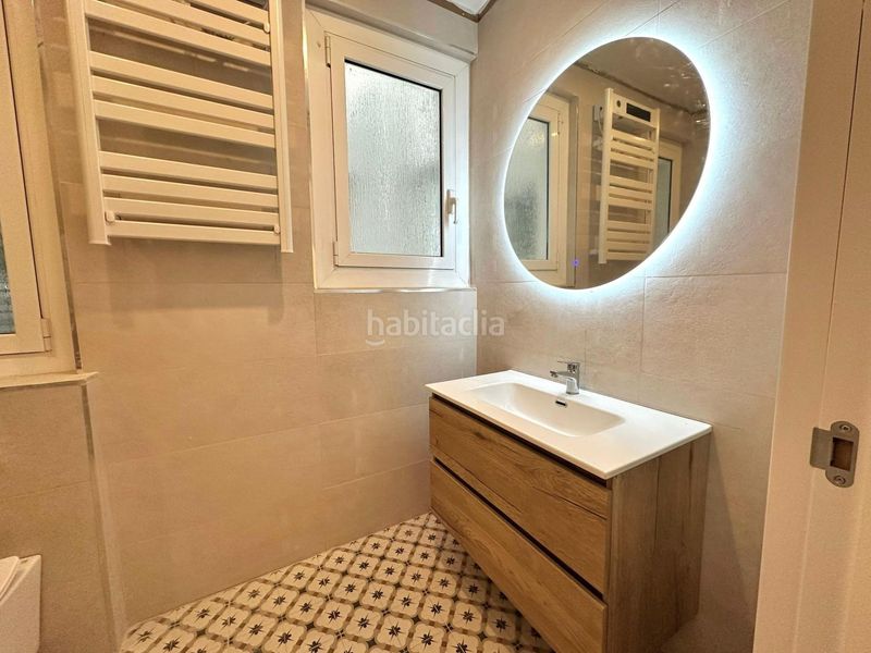 Foto f9d5968c-fef1-4706-ae92-c91aa79d13ec. Apartament a Sagrada Família Barcelona