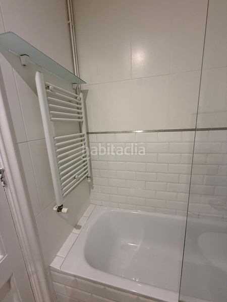 Foto 7b7e9bb0-1a73-4c1f-9905-f8ad3ccf597f. Pis amb calefacció a Sant Gervasi - Bonanova Barcelona