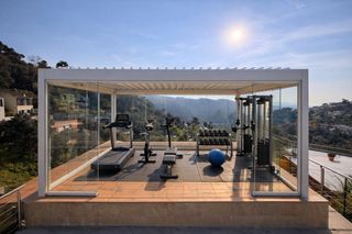 Casa  Carrer orellana. Espectacular casa reformada con 3 terrazas y vistas increíbles