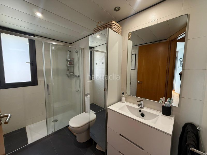 Foto 01f34ada-d0ec-4ab8-a9c4-e464b97d5c93. Apartament amb calefacció aparcament a Sants-Badal Barcelona