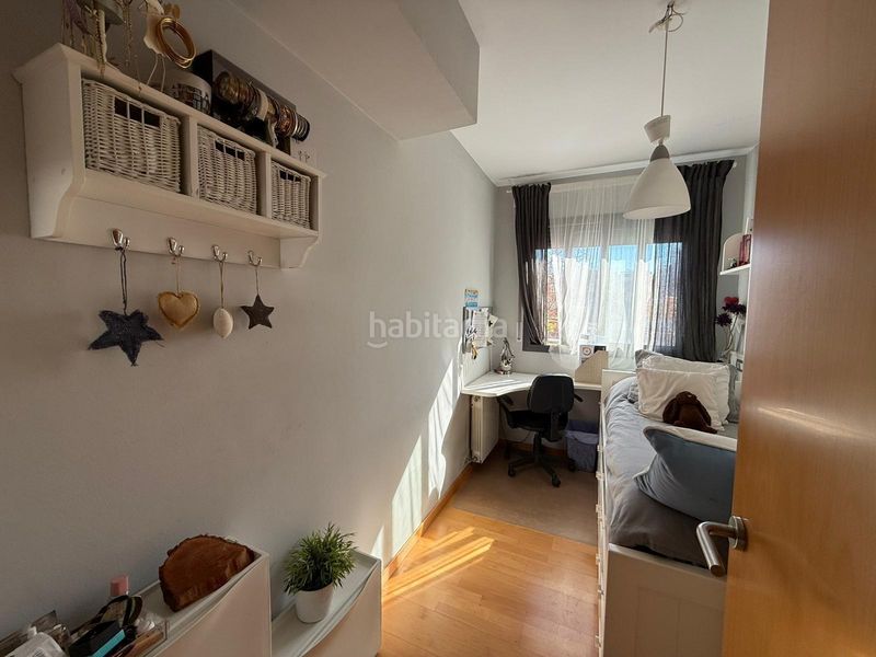 Foto 0ab5a218-b6c3-409c-ae1d-8c197e2eb3b3. Apartament amb calefacció aparcament a Sants-Badal Barcelona