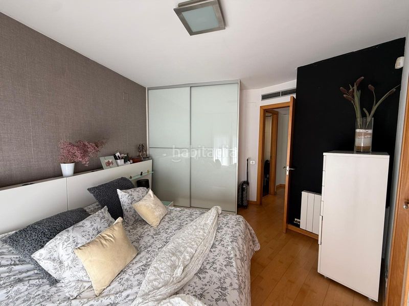 Foto 28fd5551-43cc-4d32-a8b8-7893490ac6cf. Apartament amb calefacció aparcament a Sants-Badal Barcelona