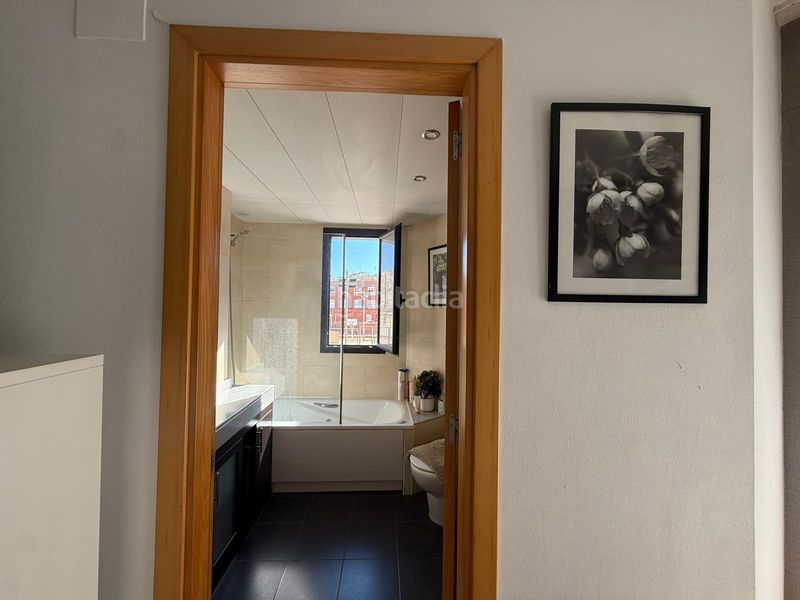Foto ad508c11-73c9-4566-b700-0bad7b3f1d3c. Apartament amb calefacció aparcament a Sants-Badal Barcelona