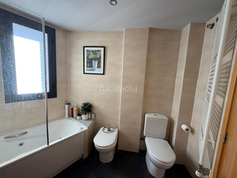 Foto ef1e6d37-c7c2-4610-99e9-12383dcfdf7d. Apartament amb calefacció aparcament a Sants-Badal Barcelona
