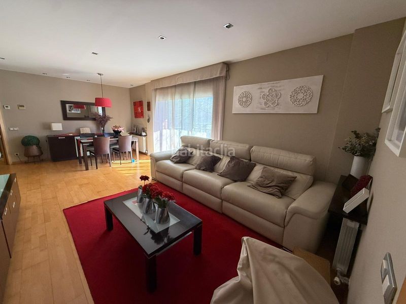 Foto efa147b0-499f-4a34-9b46-2037fb0ca4fe. Apartament amb calefacció aparcament a Sants-Badal Barcelona