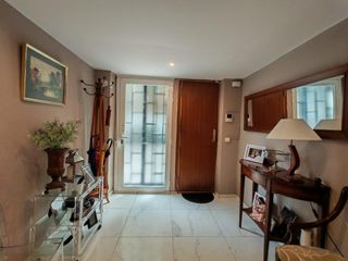 Planta baixa  Carrer vilamari. Espectacular local dúplex en venta con patio privado en leixampl