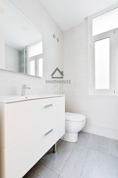 Foto b0c3a8d7-bd84-432b-a33f-ebedbd3ec9dc. Pis amb calefacció a Dreta de l´Eixample Barcelona
