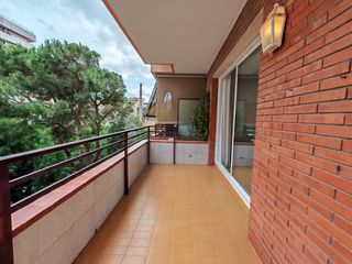 Apartament a Carrer Carrer Pintor Tapiró