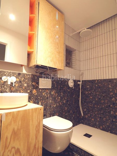 Foto 17fd7b27-bd14-4a3c-aa36-38d22c8e3575. Apartament amb calefacció a Raval Barcelona