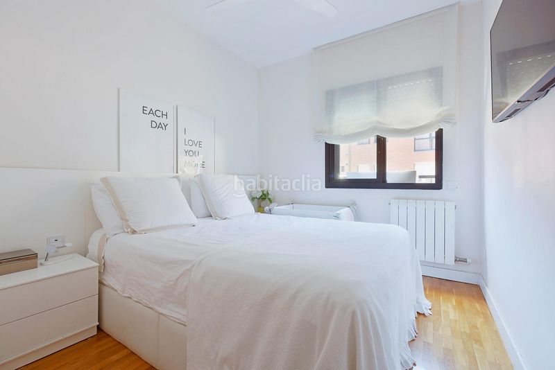 Foto 021dc955-38ee-4775-84cf-24b5a448baaf. Apartament amb calefacció a El Camp de l´Arpa del Clot Barcelona
