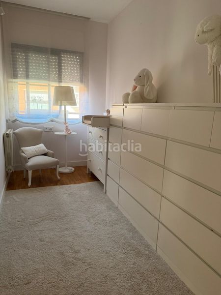 Foto 0c3e87ea-db8f-465e-b816-e41024e948fd. Apartament amb calefacció a El Camp de l´Arpa del Clot Barcelona