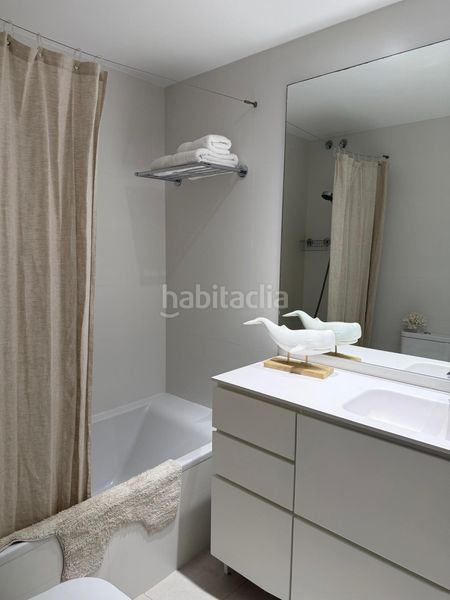 Foto 4d3ef370-320b-4f94-84a3-9f9b3132b4b3. Apartament amb calefacció a El Camp de l´Arpa del Clot Barcelona