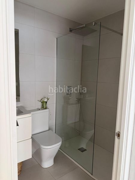 Foto 52b7aefa-e97d-4b33-b705-05faa36004ff. Apartament amb calefacció a El Camp de l´Arpa del Clot Barcelona