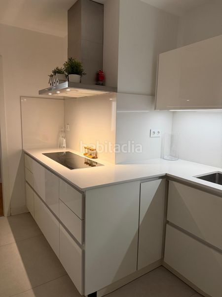 Foto 574163c3-b579-4df6-b4b6-024969835e95. Apartament amb calefacció a El Camp de l´Arpa del Clot Barcelona