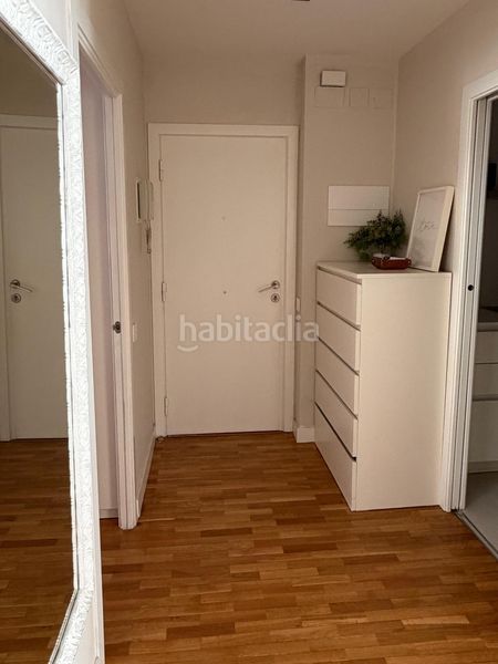 Foto 70b2678e-7804-4e55-aa68-ed91a5ee265c. Apartament amb calefacció a El Camp de l´Arpa del Clot Barcelona