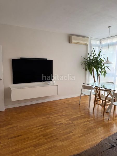 Foto 7cf322fe-ed46-4e7e-b87c-502772671c0e. Apartament amb calefacció a El Camp de l´Arpa del Clot Barcelona