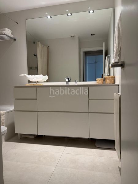 Foto 92e7de29-43af-4e99-a68a-d96844f5136f. Apartament amb calefacció a El Camp de l´Arpa del Clot Barcelona