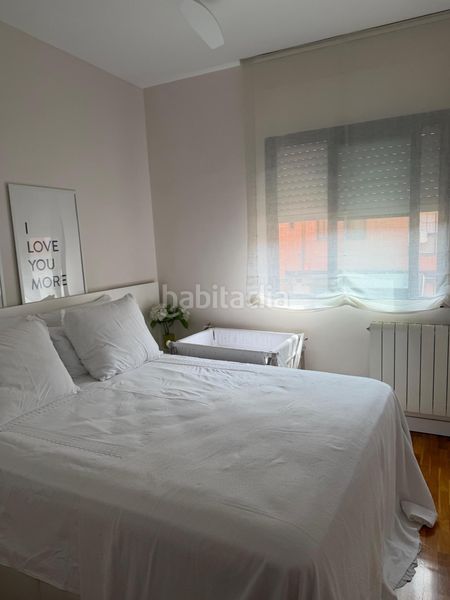 Foto b6d1ecca-33e3-4275-8354-03c4da1a0586. Apartament amb calefacció a El Camp de l´Arpa del Clot Barcelona