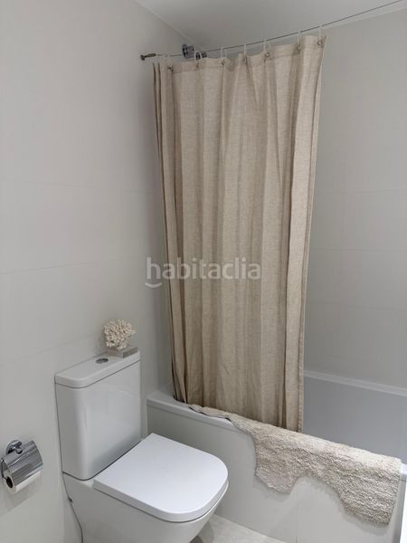 Foto d30646e3-a700-4e79-9c38-1dd49d057589. Apartament amb calefacció a El Camp de l´Arpa del Clot Barcelona
