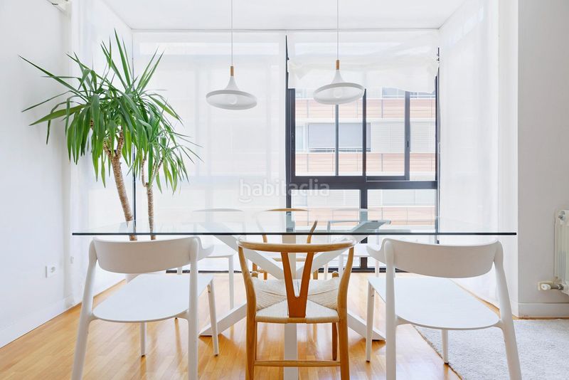 Foto debb65f7-b2f8-486f-8655-4540138d0bda. Apartament amb calefacció a El Camp de l´Arpa del Clot Barcelona