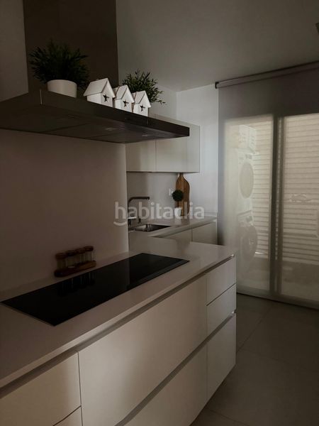 Foto e6811218-7dd0-4082-99c0-8c279f41604c. Apartament amb calefacció a El Camp de l´Arpa del Clot Barcelona