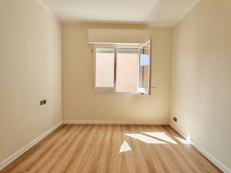 Foto b926c1b5-e930-4b4f-8dc8-e633536da016. Apartament a El Gall Esplugues de Llobregat