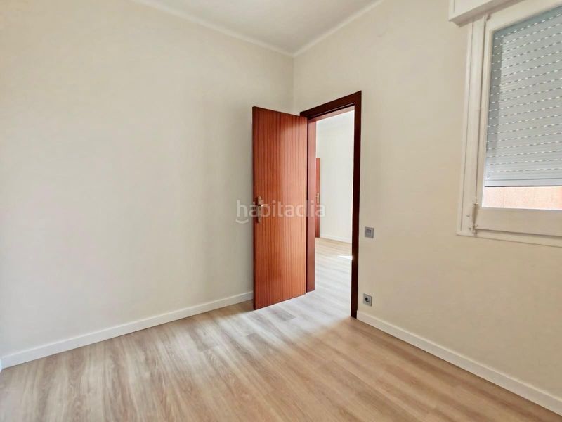 Foto d0f42b19-7e34-4a67-b456-99a2c98c6420. Apartament a El Gall Esplugues de Llobregat