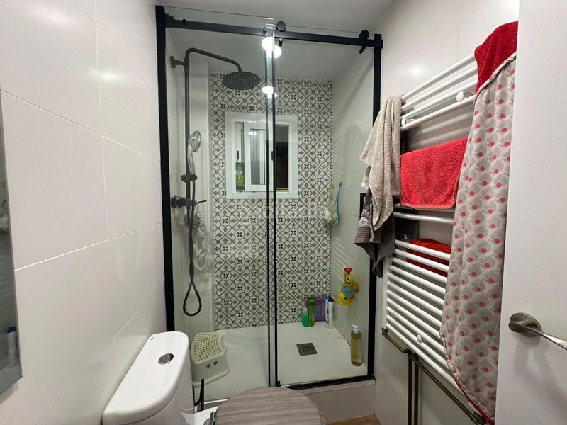 Foto bf2ce78e-318a-46ee-8860-8bcef2dca619. Apartament amb calefacció a Carmel Barcelona