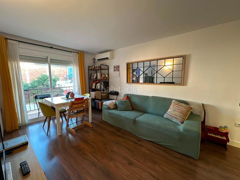 Foto e09bab39-cdc6-46a3-863e-6c4755964cb5. Apartament amb calefacció a Carmel Barcelona