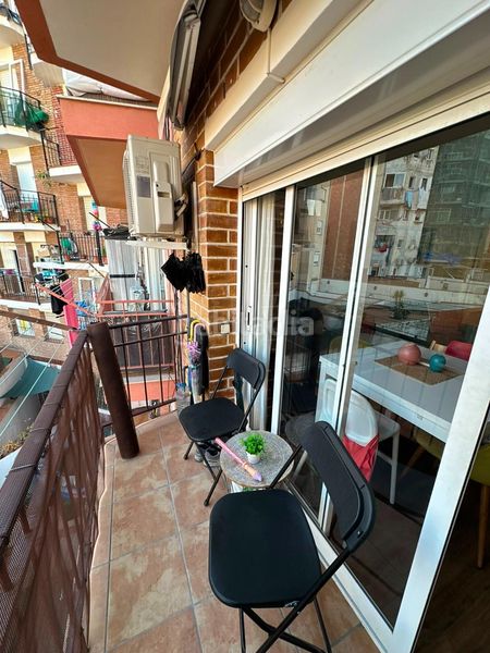 Foto feb1ca74-0c36-4528-87b3-ffed0f8155e2. Apartament amb calefacció a Carmel Barcelona