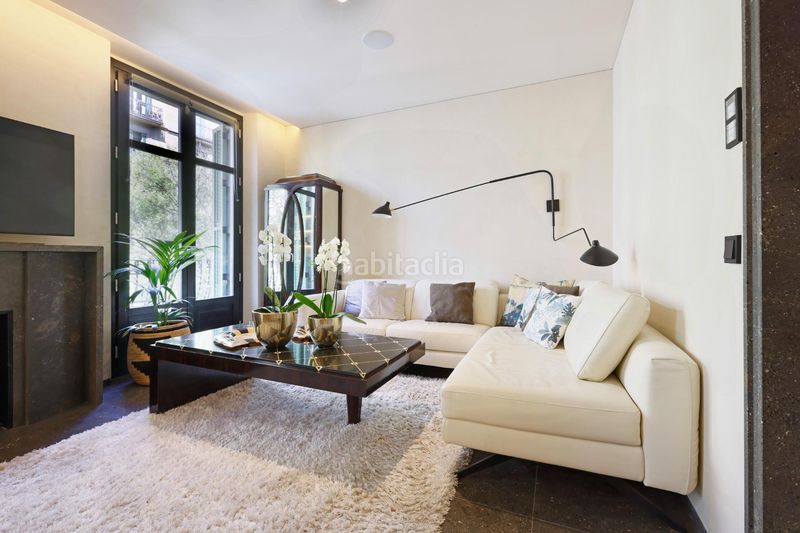 Foto 44254c3c-4d3c-4499-8d3e-f55f66c5ebf5. Apartament amb calefacció a L´Antiga Esquerra de l´Eixample Barcelona