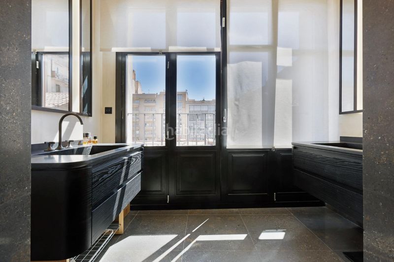 Foto 8d28a86f-ab52-4869-b698-0340578dfbe5. Apartament amb calefacció a L´Antiga Esquerra de l´Eixample Barcelona