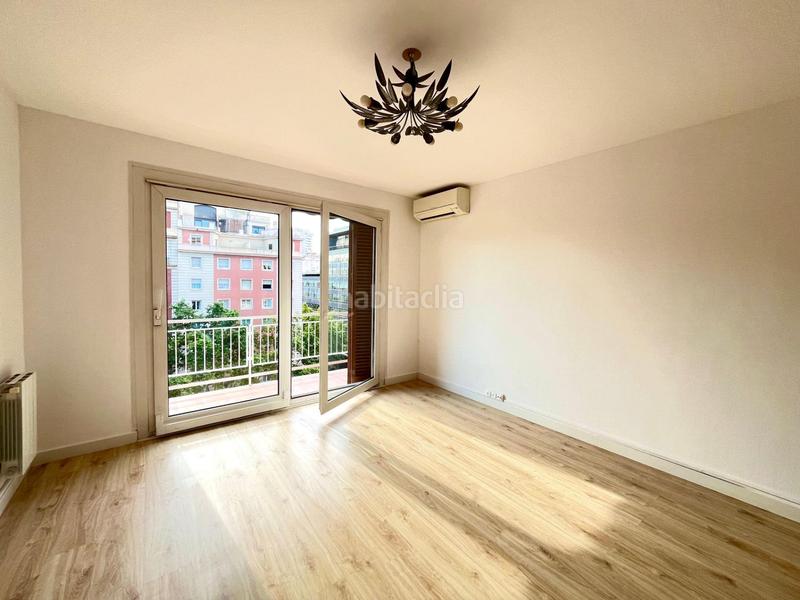 Foto dea01a34-383f-471e-a7bd-f376c0c3bc51. Lloguer pis a La Nova Esquerra de l´Eixample Barcelona