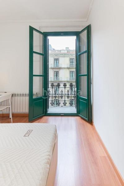Foto 3f1c06b4-23d7-4a64-9587-42075bef29b3. Lloguer apartament amb calefacció a Dreta de l´Eixample Barcelona