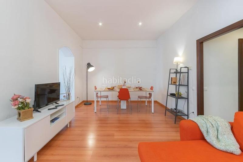 Foto 9187f989-09c5-46c6-b748-f59216b2234c. Lloguer apartament amb calefacció a Dreta de l´Eixample Barcelona