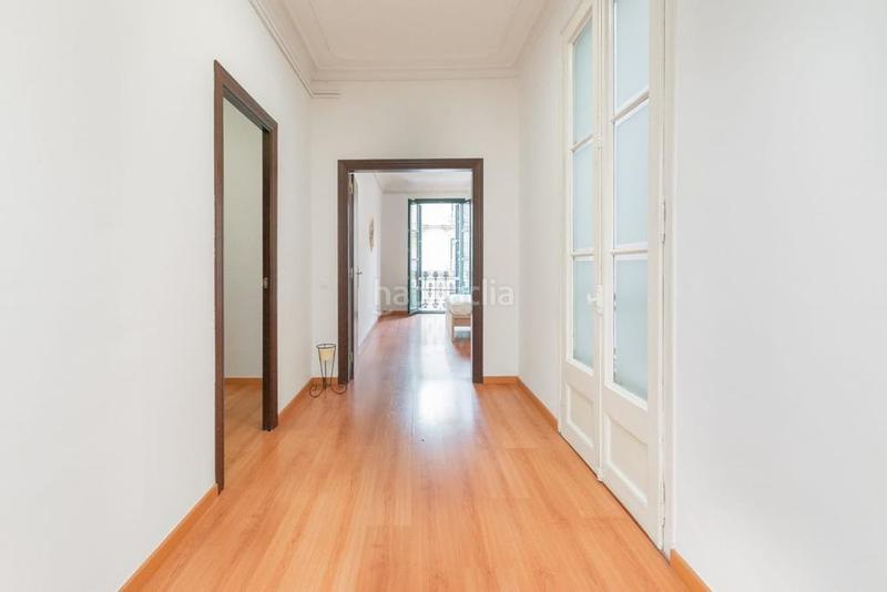 Foto 9f54fd01-e474-4af8-afd2-cbe22dd0fa6b. Lloguer apartament amb calefacció a Dreta de l´Eixample Barcelona