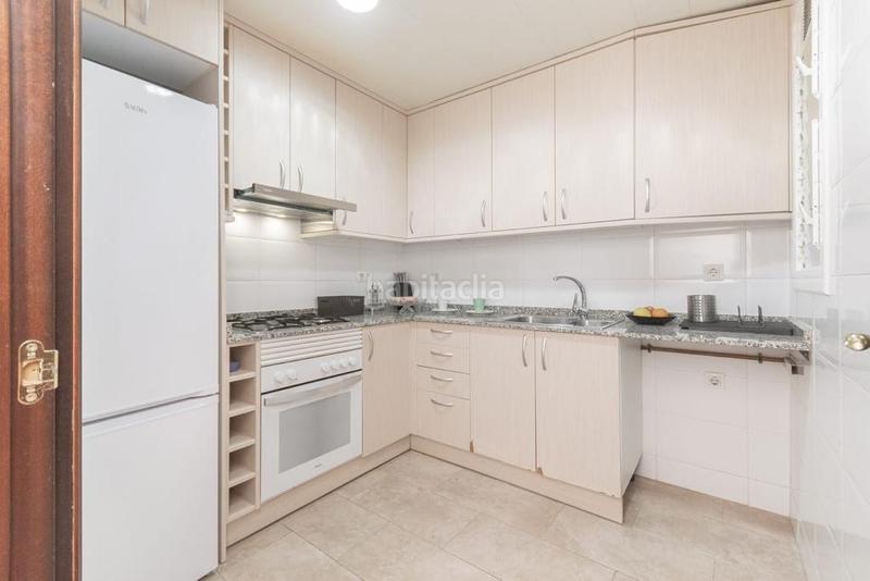 Foto e405bc40-ee24-4c54-aa10-8be44b197484. Lloguer apartament amb calefacció a Dreta de l´Eixample Barcelona