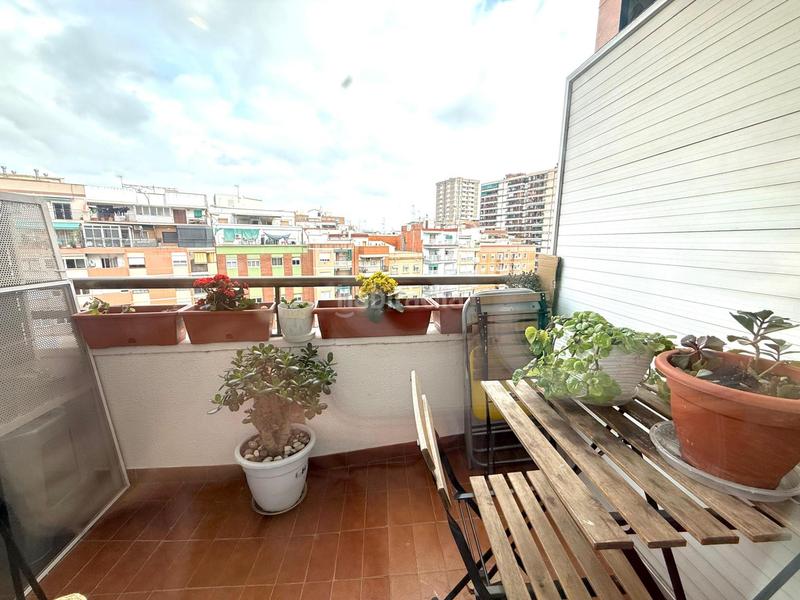 Foto 11f95e62-0f8a-4f11-b236-bcb253ffe6d8. Piccolo appartamento con parcheggio in Les Planes Hospitalet de Llobregat (L´)