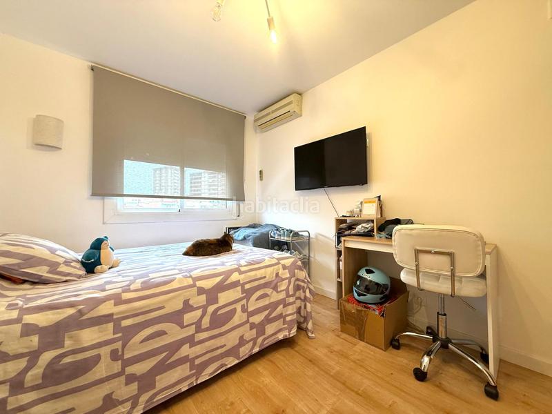 Foto 18b4af9d-5351-4ad4-9a59-b3092d4b2c82. Piccolo appartamento con parcheggio in Les Planes Hospitalet de Llobregat (L´)