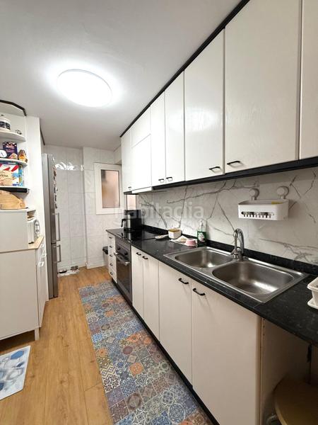 Foto 1d555cd1-8bf9-4bf8-bfd3-6d4d2f0605d3. Piccolo appartamento con parcheggio in Les Planes Hospitalet de Llobregat (L´)